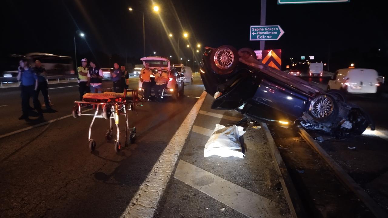 TEM Otoyolu'nda Trafik Kazası: Bir Ölü, İki Yaralı