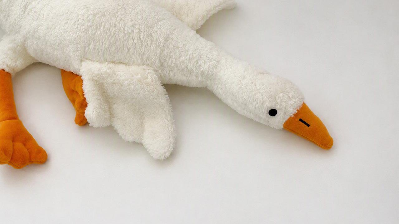 Ticaret Bakanlığı'ndan 'Peluş Kaz' Kararı: Güvenlik Riski Nedeniyle Toplatılıyor