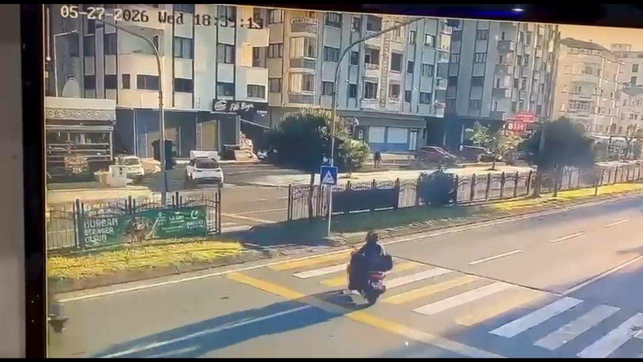 Trabzon'da Flaş Kaza: Otomobil Yaya Geçidinde Motosiklete Çarptı! Yaralı Var!