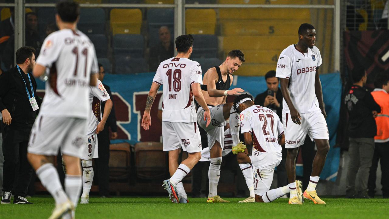 Trabzonspor Destan Yazdı! Kupa Finalinde Konyaspor'la Dev Randevu!
