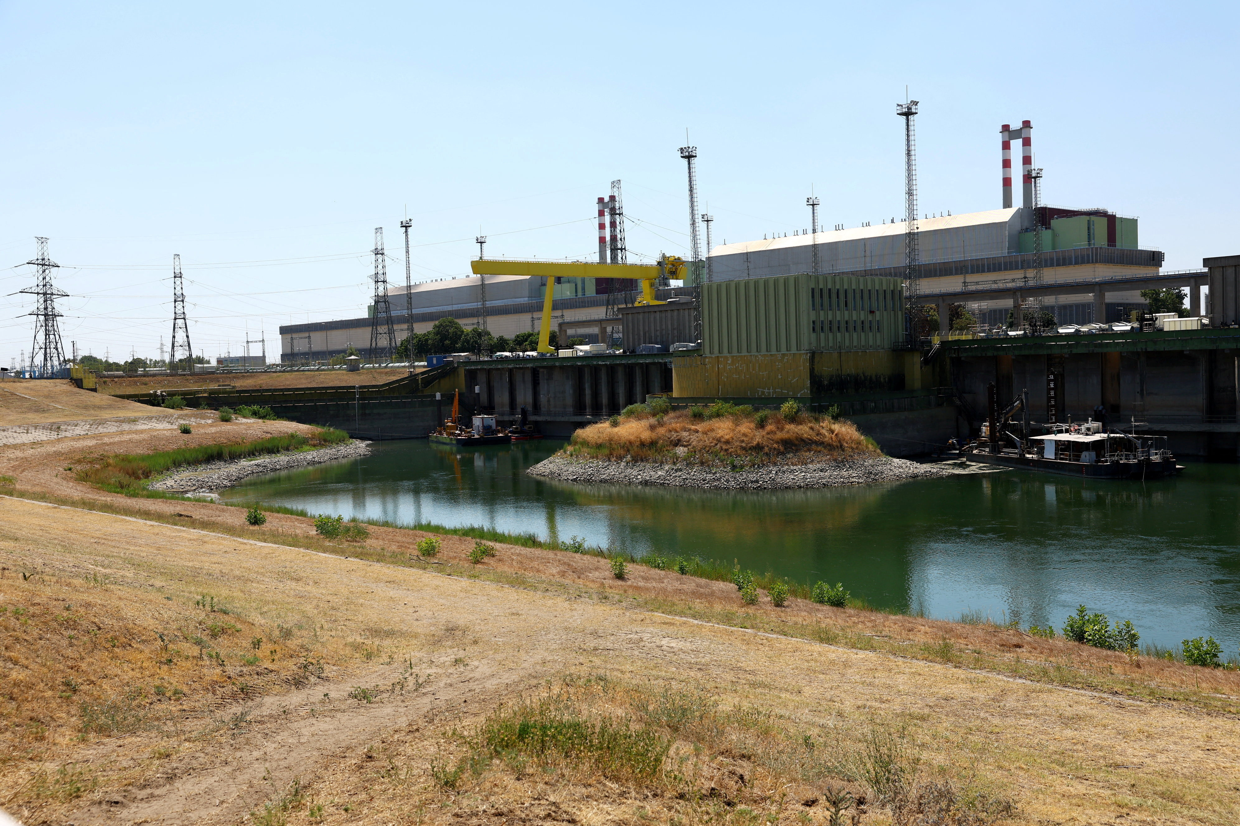 Tuna Nehri'nde Kuraklık Alarmı: Macaristan Tek Nükleer Santralini Durduruyor