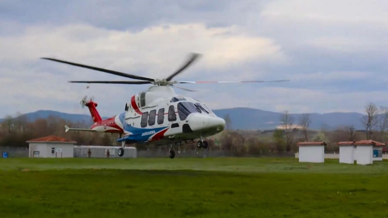 Türk Komandolarından Tarihi An: GÖKBEY ile Gökyüzünde Yükseliş!