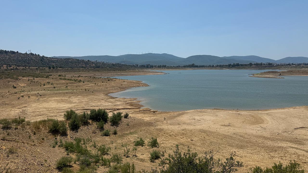 Türkiye Çöl Oluyor mu? Uzmanlardan Korkutan Uyarı: 2050'de Hayatımız Tamamen Değişecek!