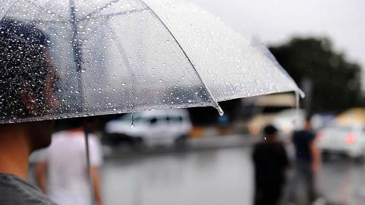 Türkiye İkiye Bölündü: Batı Kuraklığa Sürüklenirken Doğu Sular Altında!