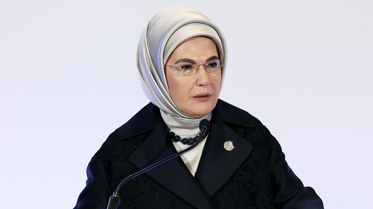 Türkiye Tek Yürek! Emine Erdoğan'dan Depremzedelere Duygu Dolu Mesaj: 'Birlik Olma Zamanı'