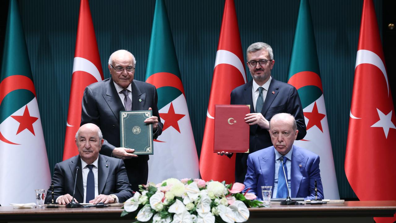 Türkiye ve Cezayir'den Dezenformasyona Karşı Dev İş Birliği: Yalan Haberlere Karşı Ortak Cephe!