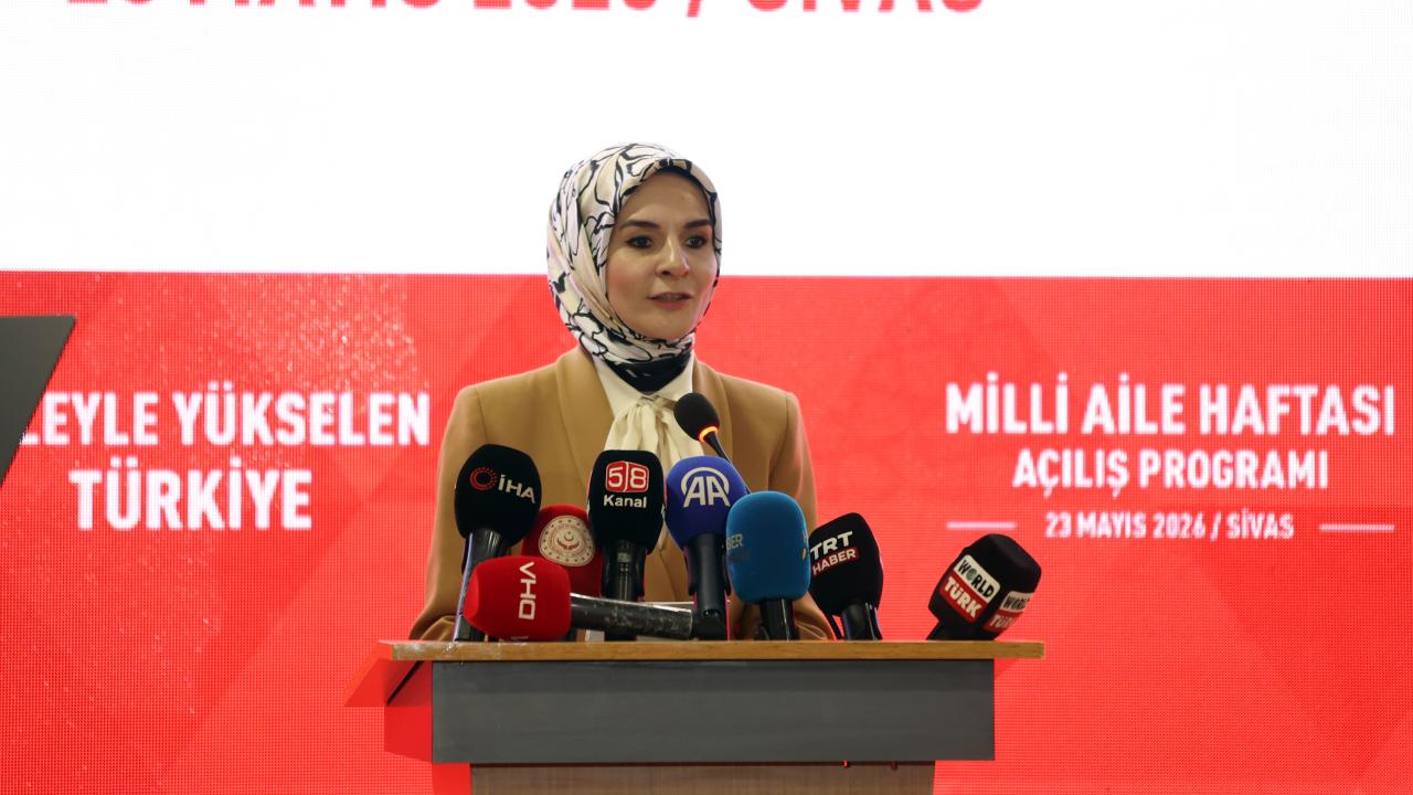 Türkiye'de Aile Alarmı! Bakan Göktaş'tan Çok Sert Uyarı: 'O İdeolojilere Geçit Yok!'