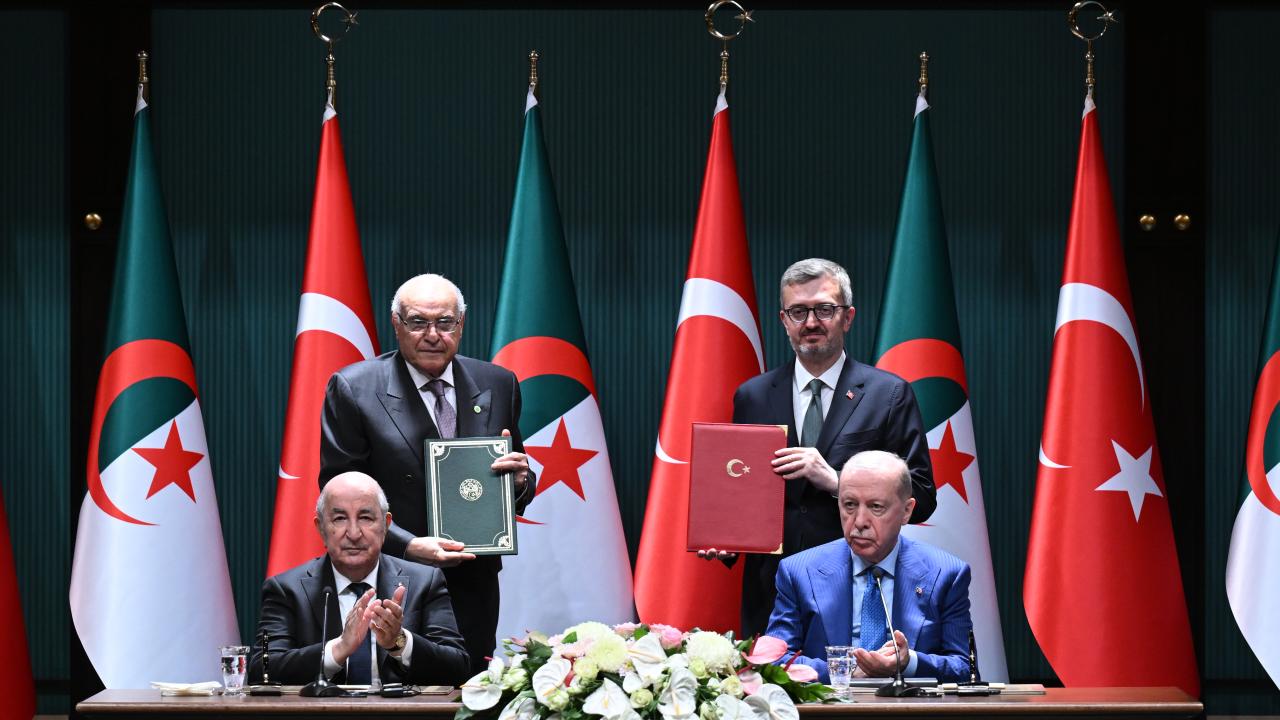 Türkiye'den Kritik Hamle: Yalan Haber Fabrikalarına Karşı Cezayir İle Güç Birliği!