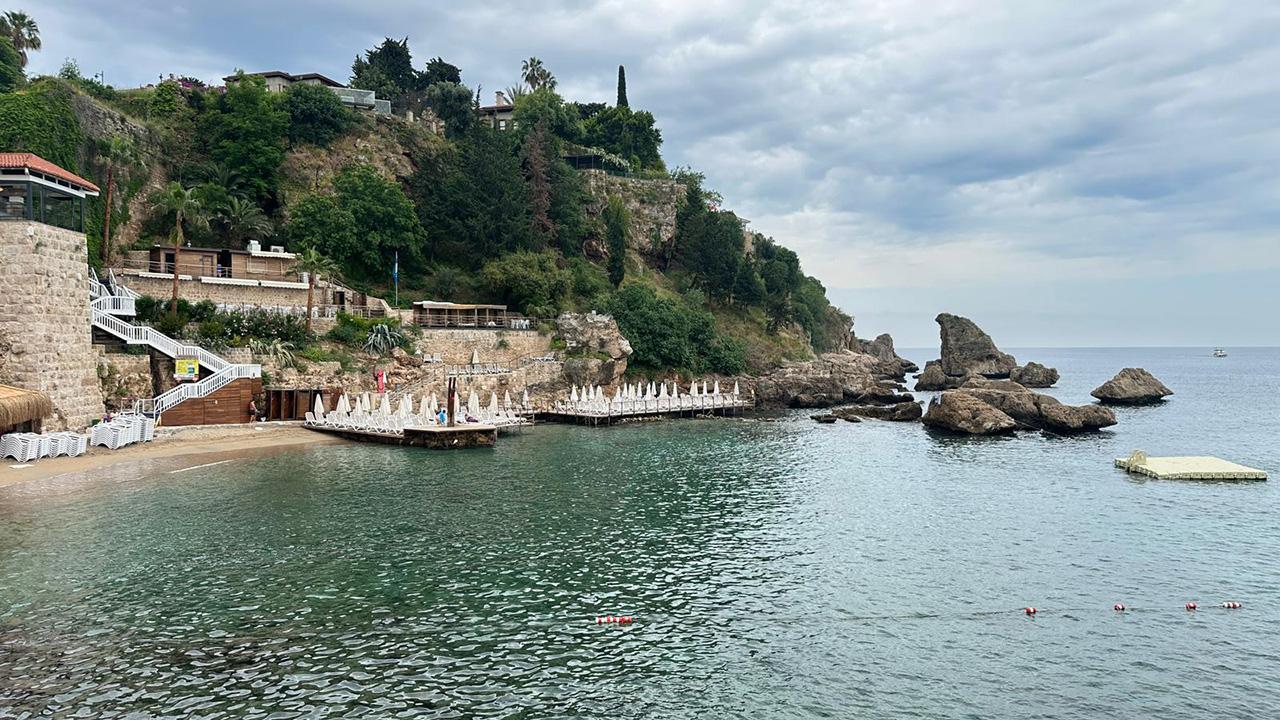 Türkiye'nin Gururu! Antalya, Mavi Bayrakta Dünya Şampiyonu: İşte O Muhteşem Plajlar!
