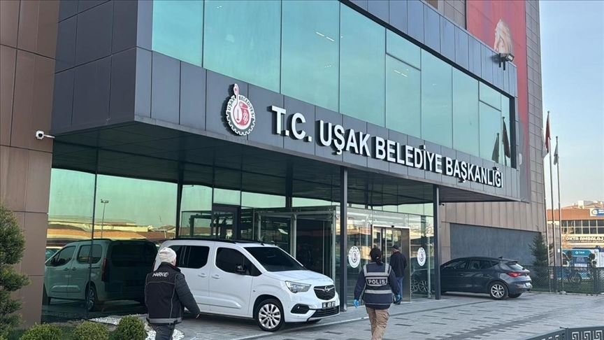 Uşak Belediyesi'nde Şok Gelişme! Rüşvet Operasyonu Derinleşiyor: 27 Gözaltı!