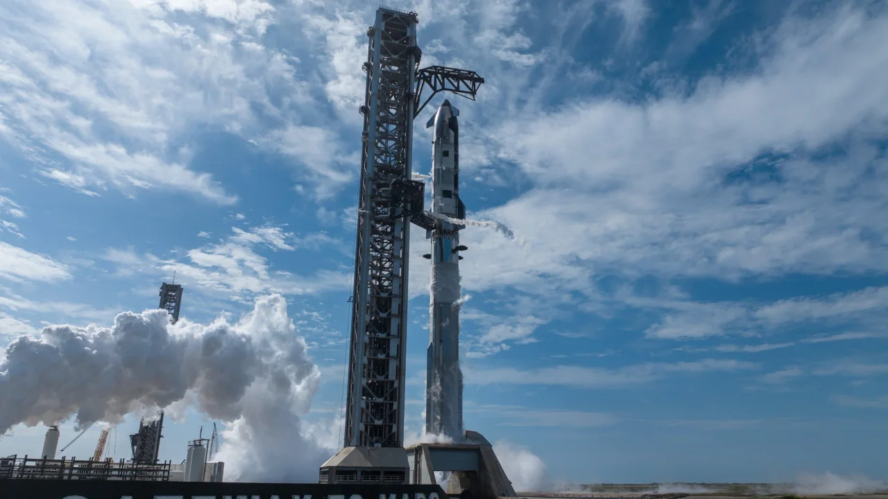 Uzay Çağı Başlıyor! SpaceX Starship V3 Ateşleniyor! Mars'a Yolculuk Artık Daha Yakın!