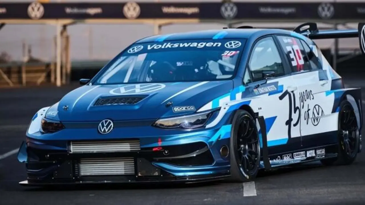 Volkswagen'den Mühendislik Gösterisi: 1.000 Beygirlik Mega Golf