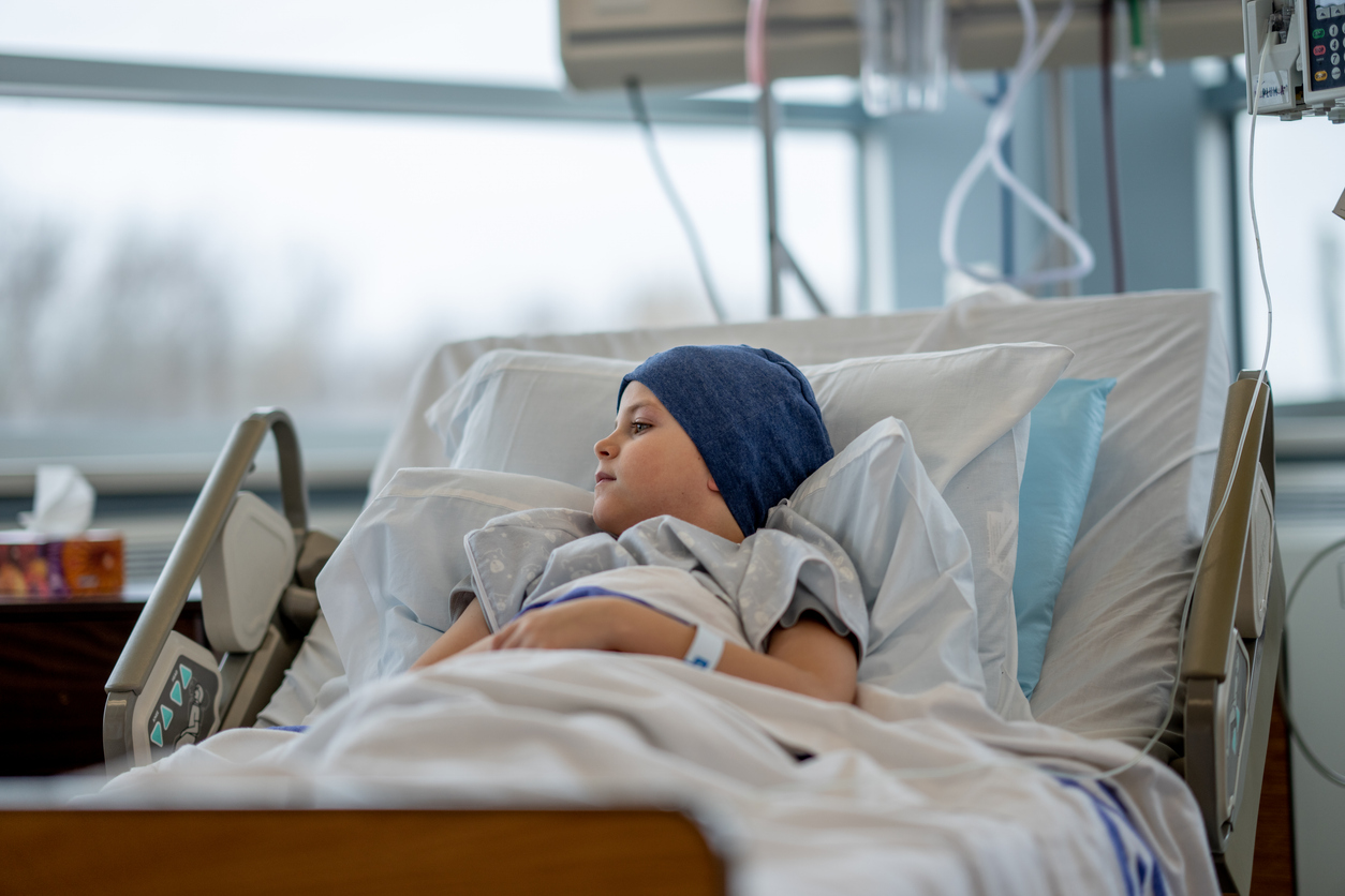 Yalancı Annenin Kirli Oyunu Ortaya Çıktı! Kanser Yalanıyla Topladığı Bağışlarla Lüks Hayat Sürdü!