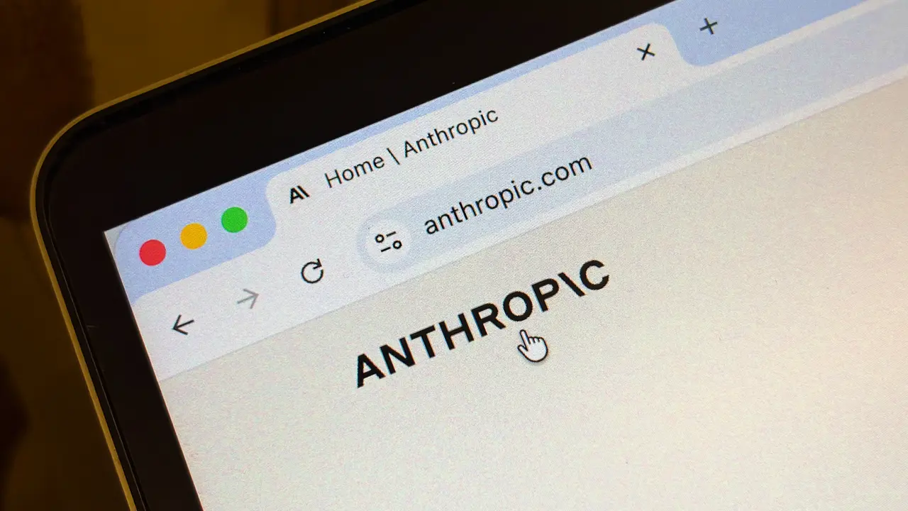 Yapay Zeka Çağı Hızlanıyor! Anthropic'ten Çığır Açan Gelişme: 100 Kat Daha Hızlı!
