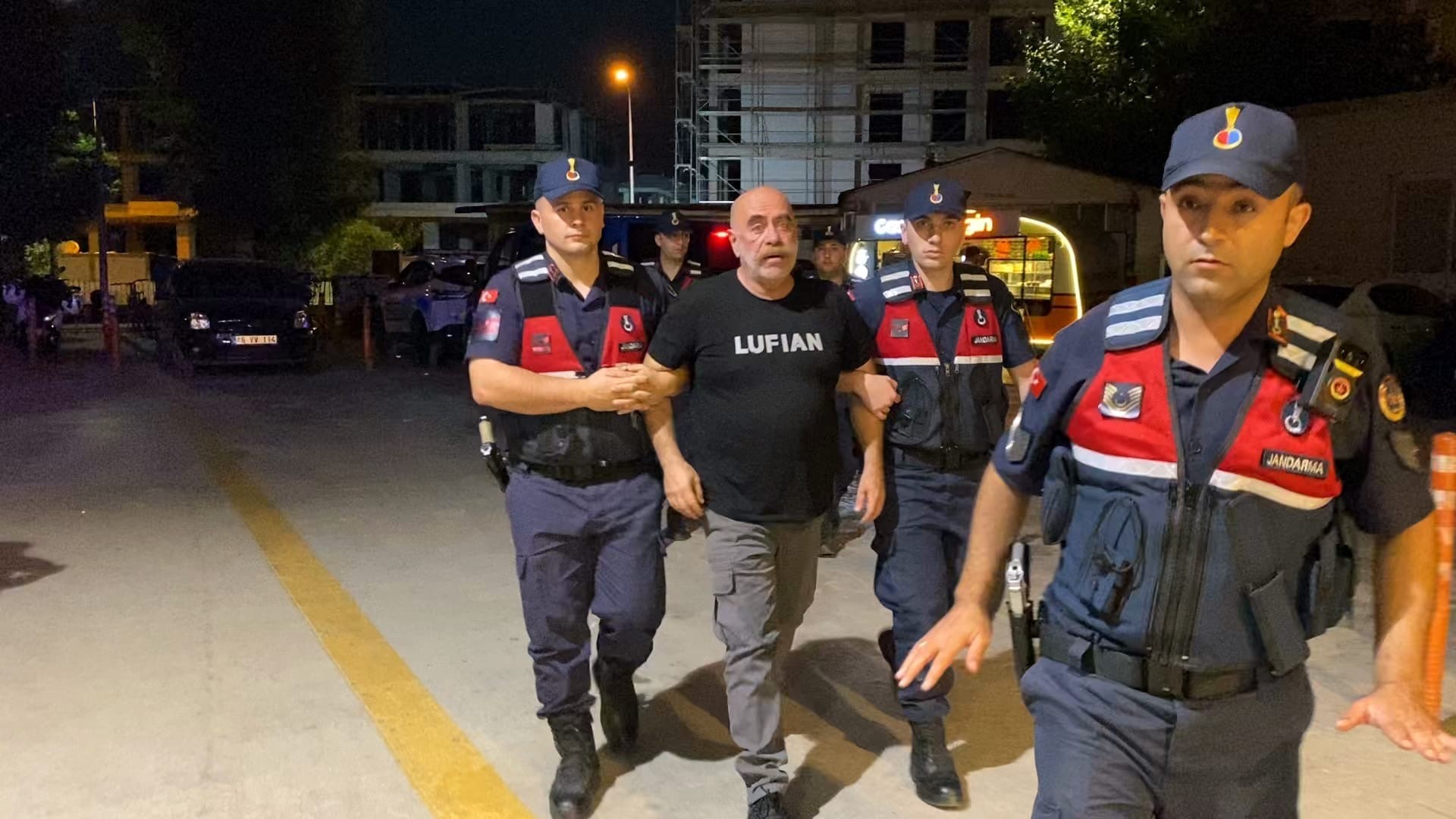 Yönetmen Ezel Akay'dan İlk Açıklama: Süreç Mahkemede Netleşecek